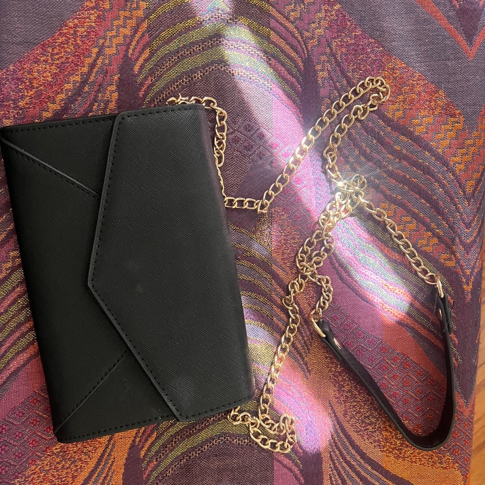 Simple Black Envelope Purse with Gold Accents - No Label